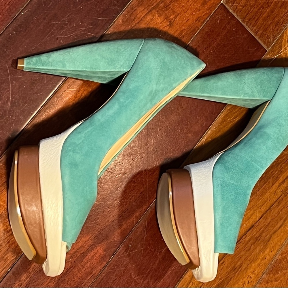 NWOT Emporio Naka Aqua Open Toe Platform Suede Heels from Brazil Size 9B